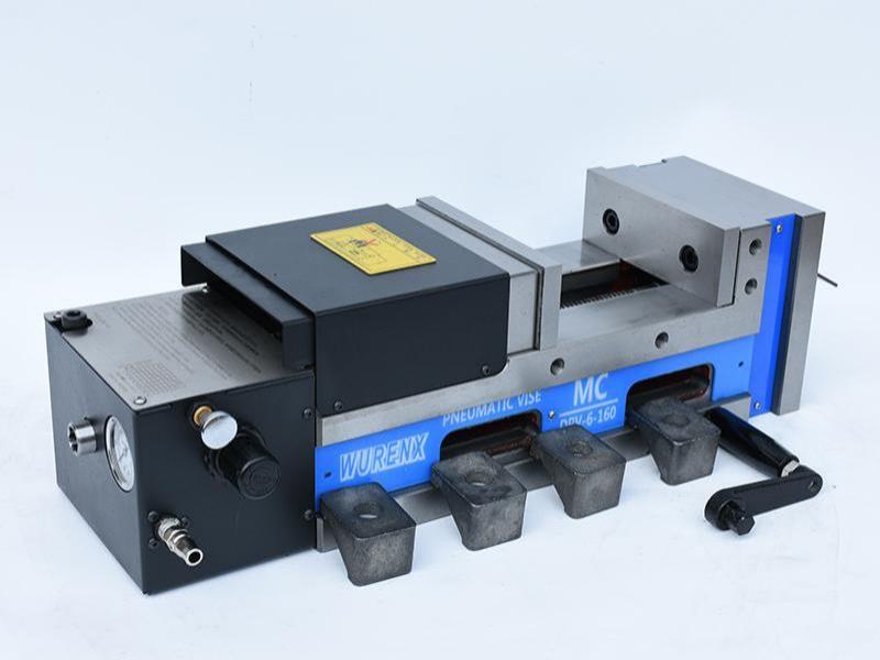 MC Pneumatic-Hydraulic Vise High Precision Flat-nose Vise CNC Machining Center 5/6/8 Inch Hydraulic Double Opening Bench Vise